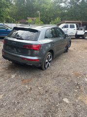 2024 Audi Q5 Premium Plus 45 TFSI S line quattro - Exterior Rear Right Corner Image